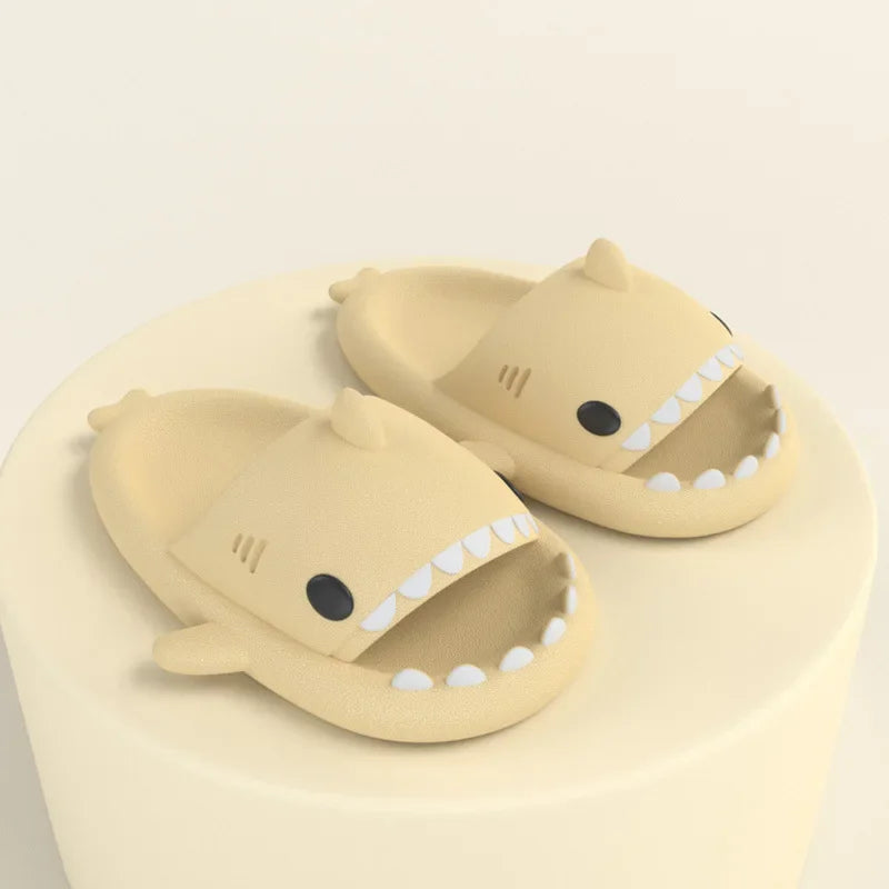 Chinelo Nuvem Confortável Tubarão