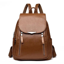 Mochila Feminina de Couro Chloe