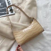 Bolsa de Ombro Feminina de Couro Francesca